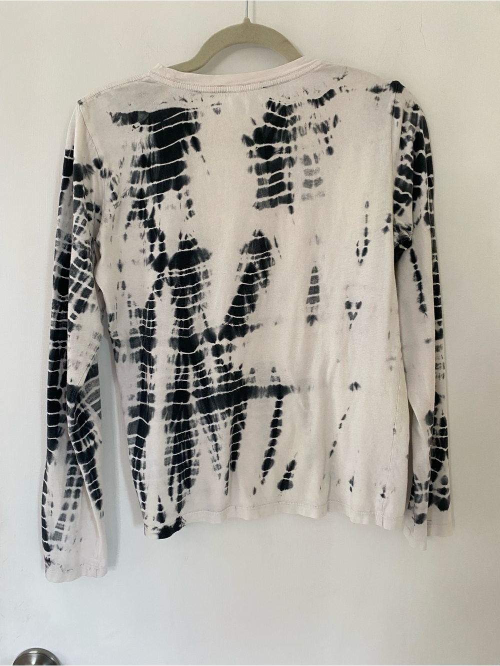 Reformation Black & White Tie-Dye Long Sleeve Crewneck Organic Cotton Small - Picture 4 of 9